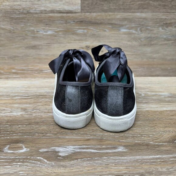 Dirty Laundry Fuzz-006 Gray Velvet Satin Lace Sneakers Women's Size 6.5 - Picture 3 of 6